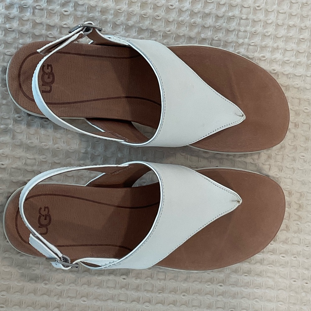 UGG Women's Cream and Brown Sandals